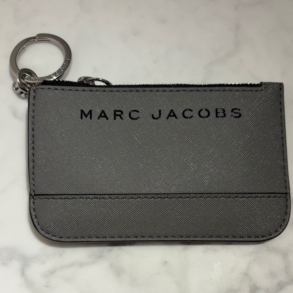 Marc Jacobs Gray Saffiano Zip Card Case with Keyring